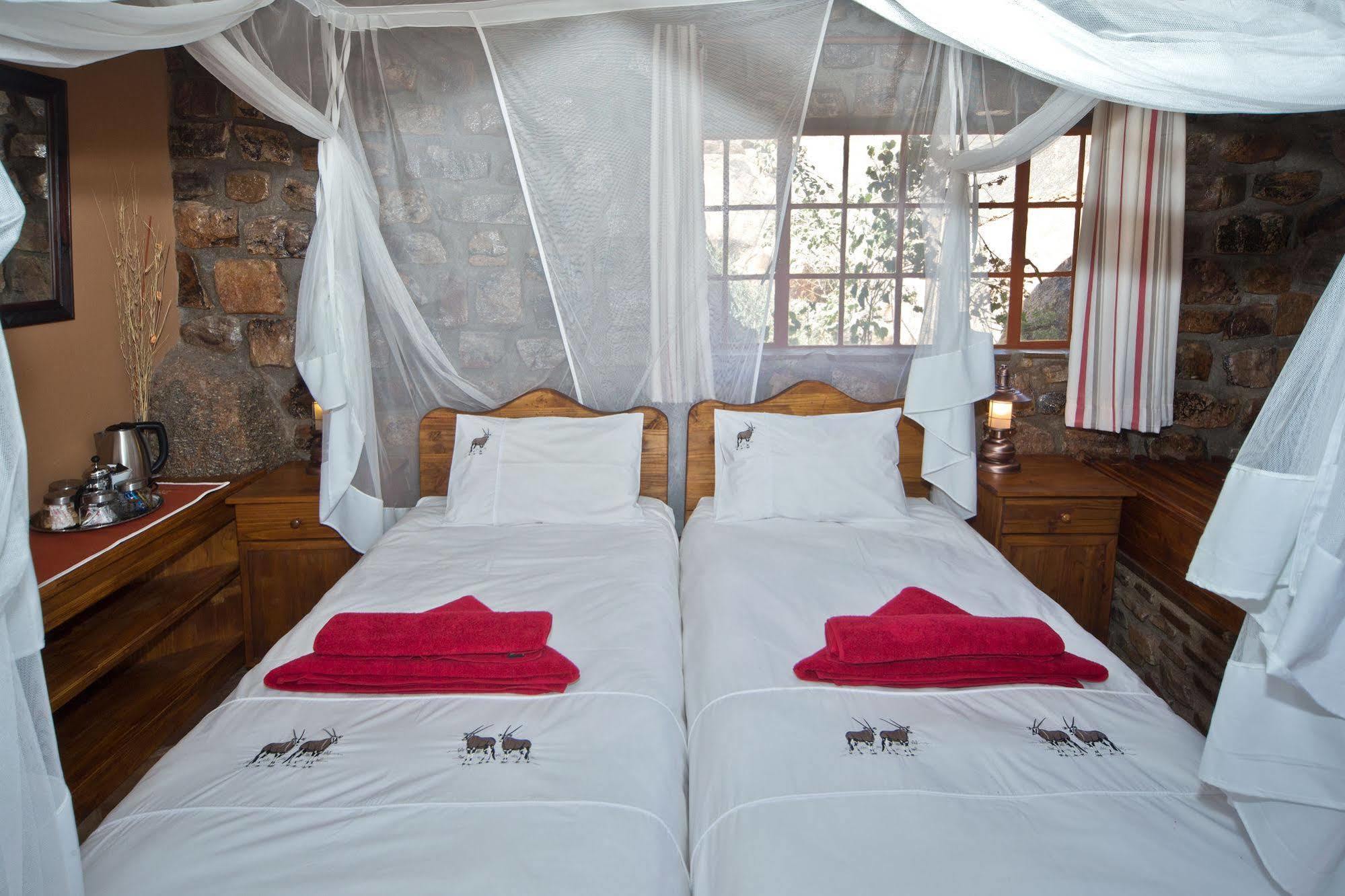 Gondwana Canyon Lodge Kanebis Eksteriør billede