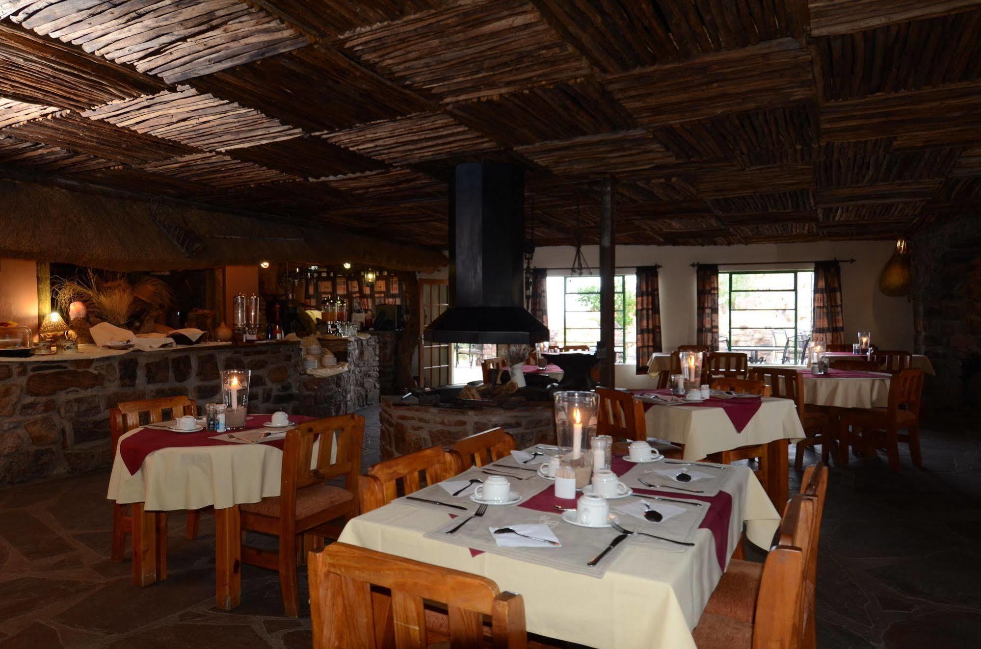 Gondwana Canyon Lodge Kanebis Eksteriør billede
